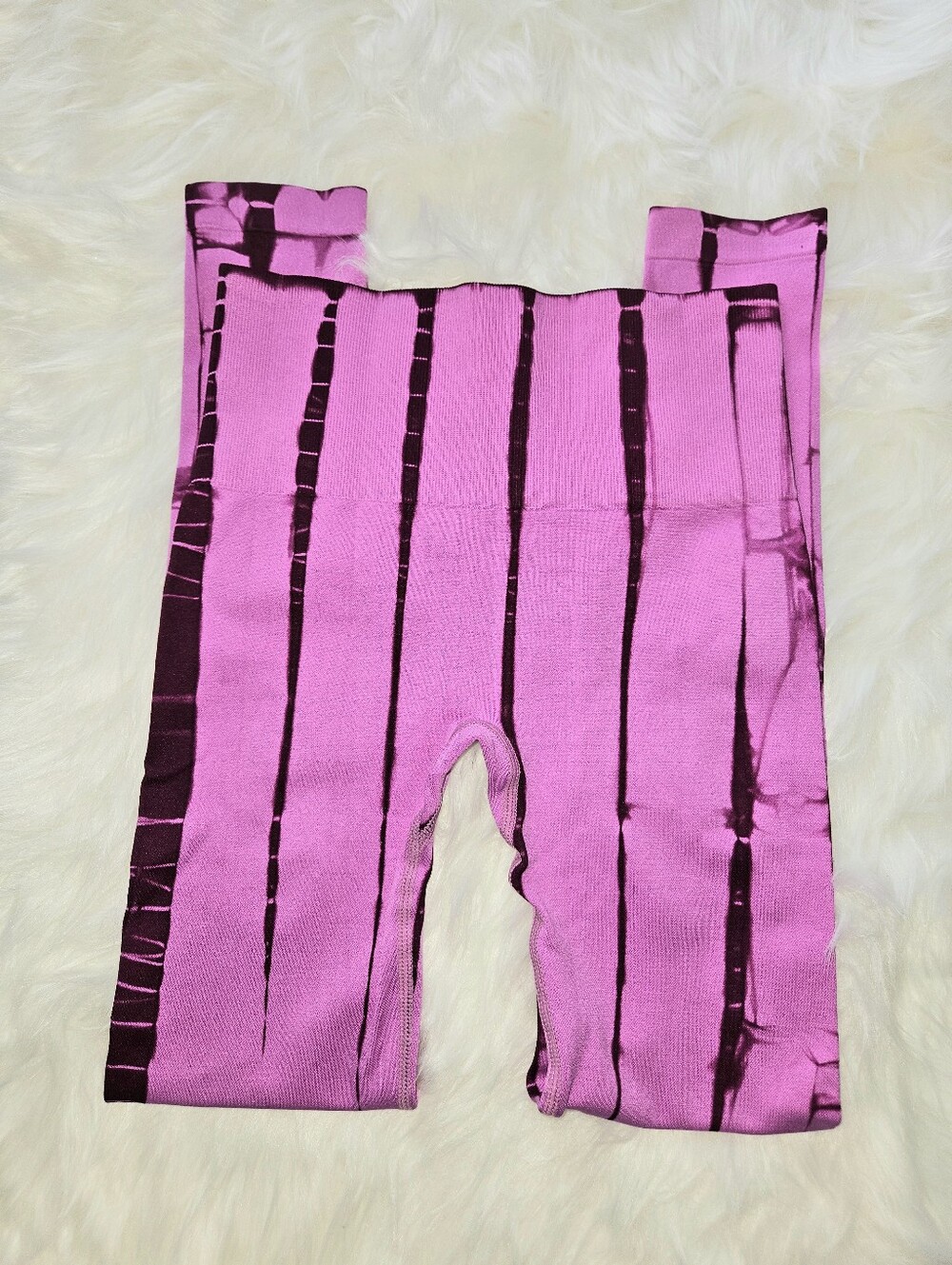 (NEW!) Activewear Tie Dye Sets - Picture 9 of 10